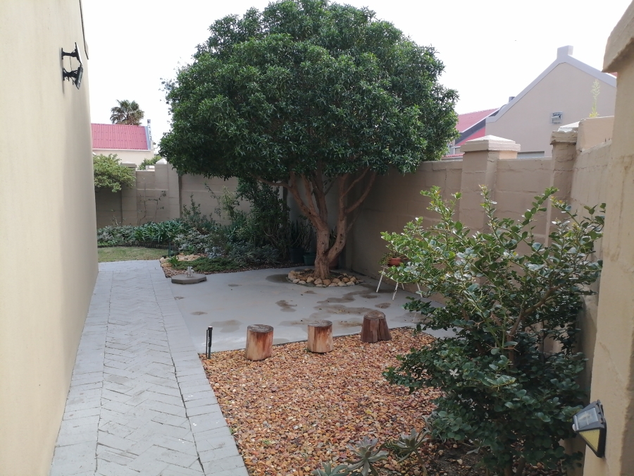3 Bedroom Property for Sale in Admirals Park Western Cape